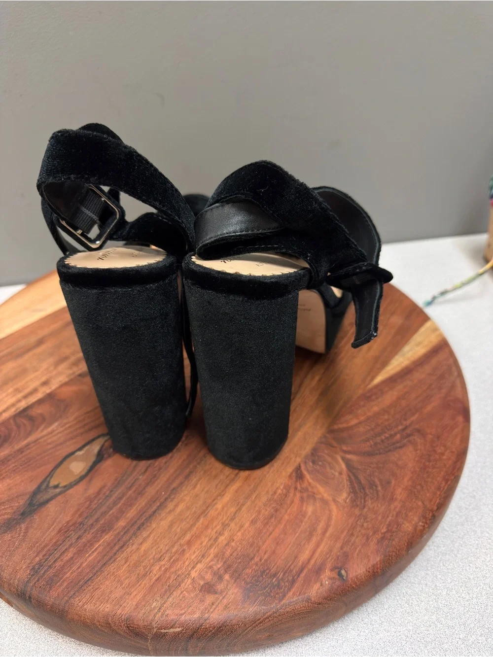 Nicola Bathie x Anton Heunis‎ Black Velvet Rosette Platform Heels Sz 9